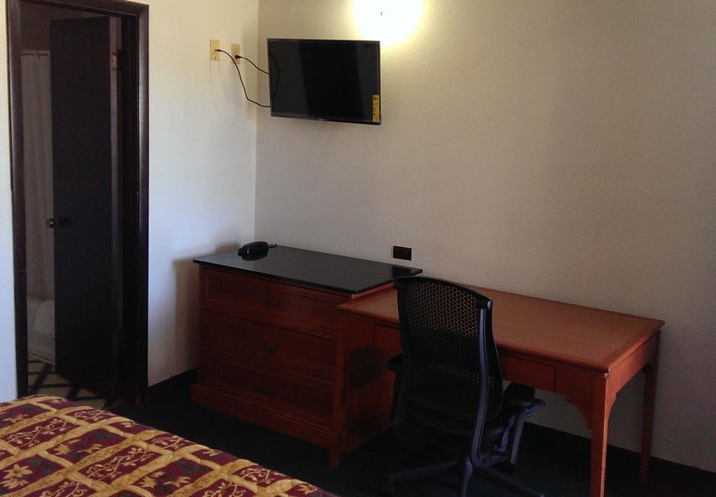 Airport Lodge Уичита Номер фото